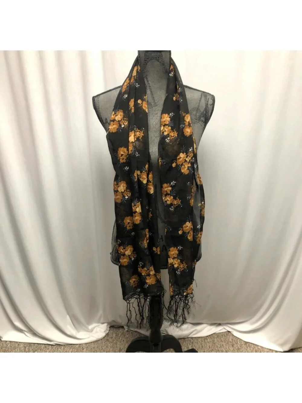 Ucho Bali Black Gold Metallic Floral Scarf Fringe Lightweight Sheer 19.5x63in